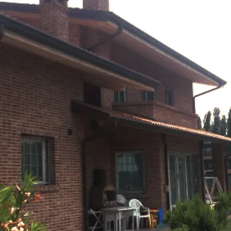 Casa Dei Camini Bed & Breakfast 2*