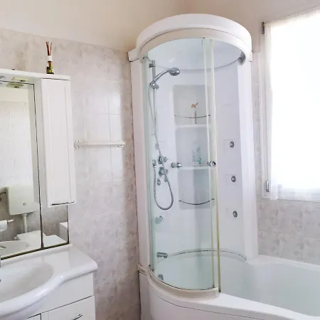 Casa Dei Camini Bed & Breakfast 2*